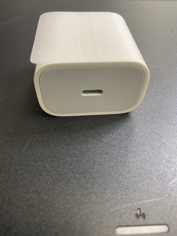 Apple MUJ83ZP/A USB-C Power Adapter