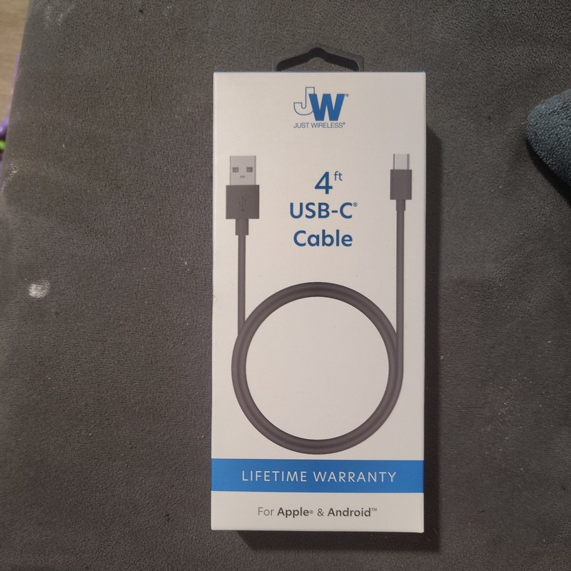 Just Wireless 4′ TPU Type-C to USB-A Cable – Black – Open Box