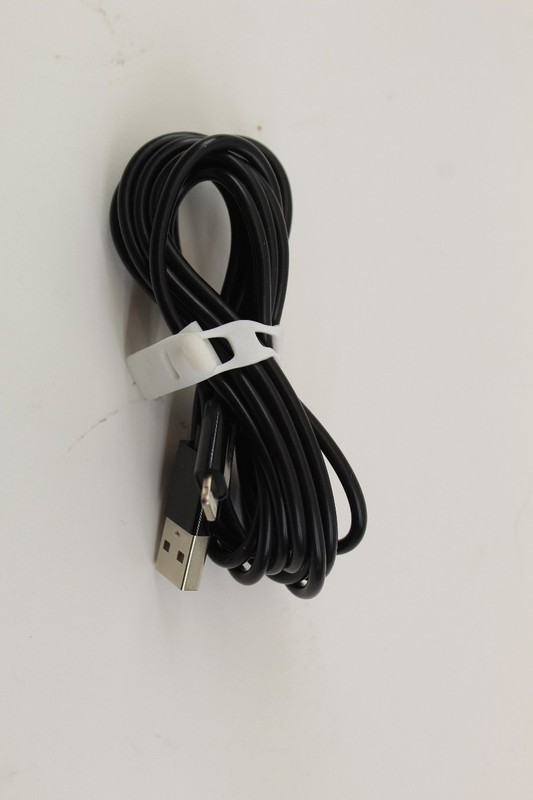 iPhone Cable End To (3) USB-C 3' (2) USB-A 12" (1) USB-A 80" New gallery