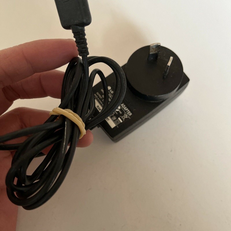 Genuine LG Travel Adapter STA-P54AR 5.1V 0.7a Power Supply gallery