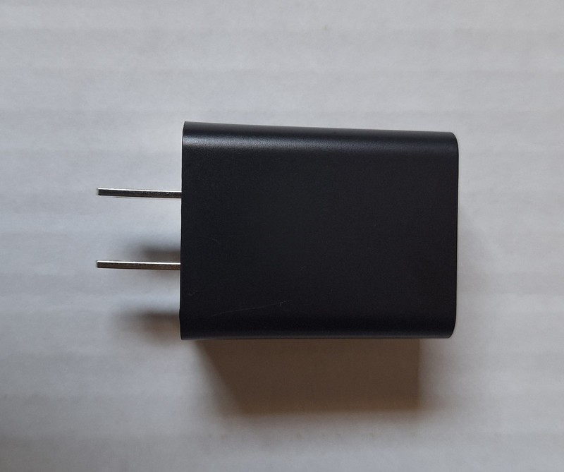 Universal AD~DC USB Adapter Wall Charger 5V~2A [Model AED15-5GQIP44] Belkin