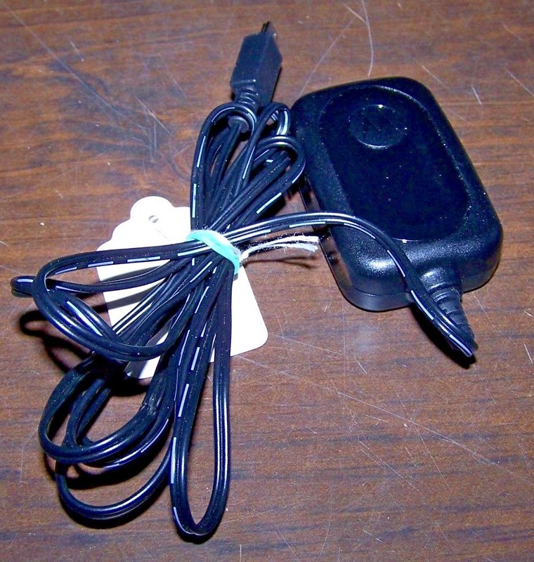 MOTOROLA AC POWER SUPPLY DCH3-05US-0300 - EUC! gallery