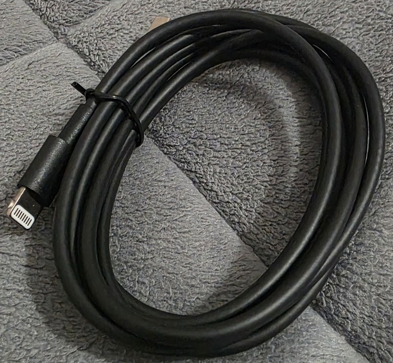 Apple USB Adapter Charger Cable Cord Cell Phone & Tablet 6ft OEM gallery