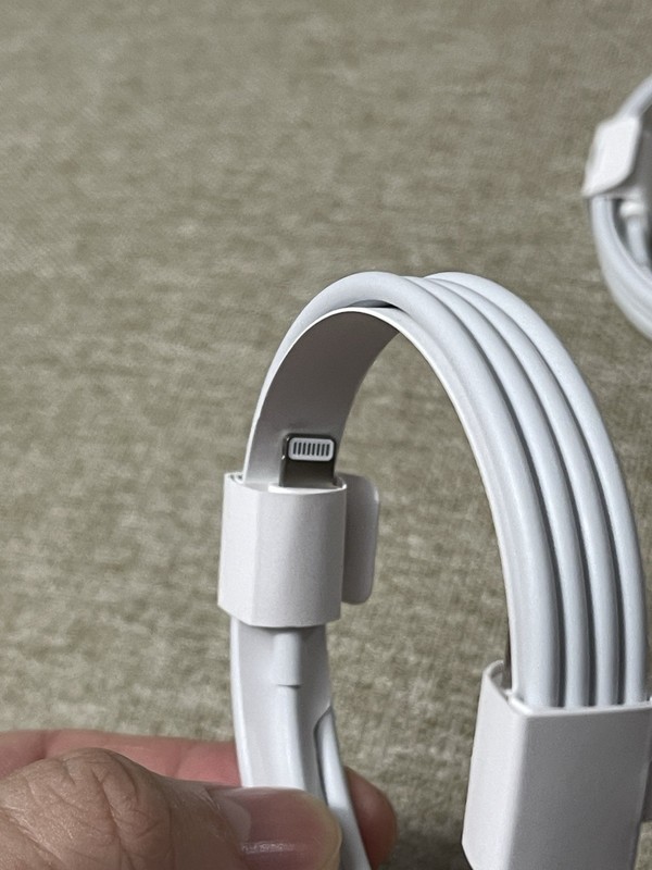 Apple OEM Original USB-C to Lightning Cable gallery