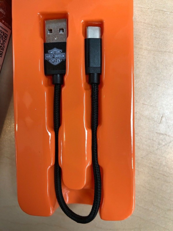 Harley-Davidson LOGO Short 6 inch USB-A to USB-C Cable 6 inch gallery