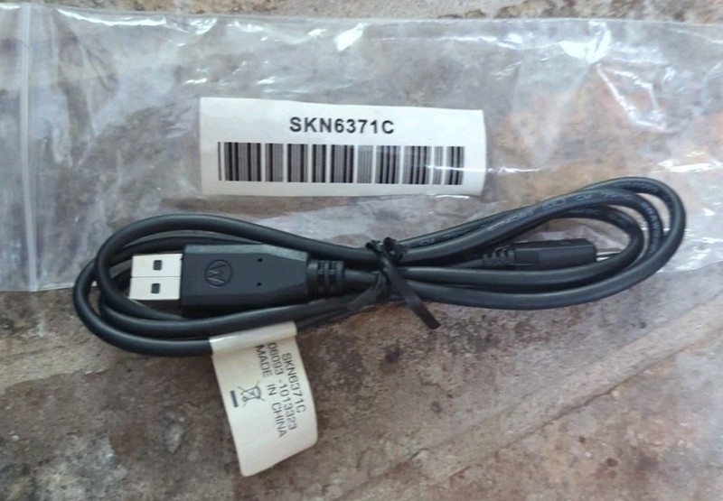 Motorola SKN6371C Mini USB Data Cable.07026-BK-0091329. New