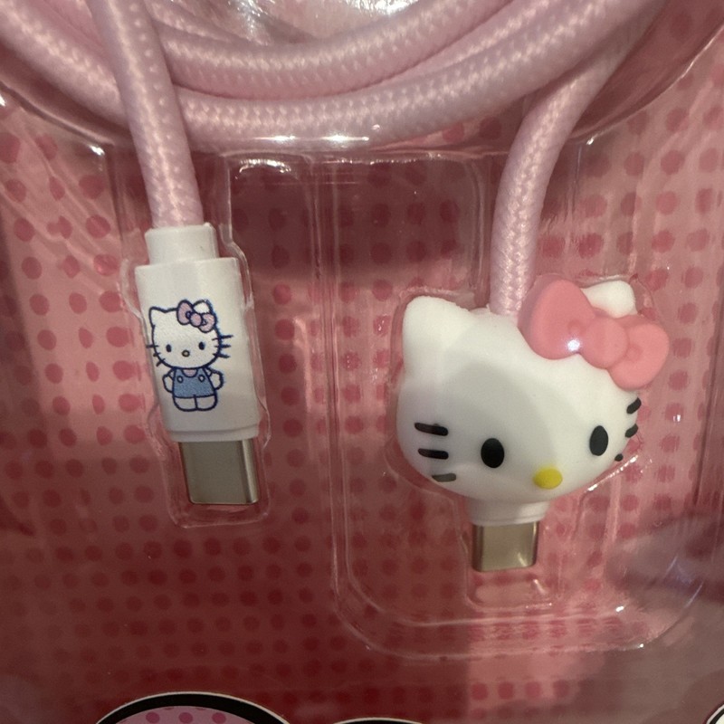Hello Kitty and Friends USB-C to USB-C 4ft Fast Charge Cable, Pink + Cable Bite gallery