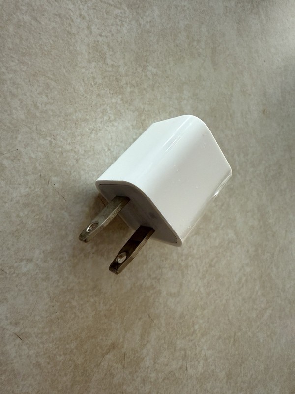 Genuine OEM Apple A1385 5W USB Travel Power Adapter Cube Charger iPhone iPad gallery