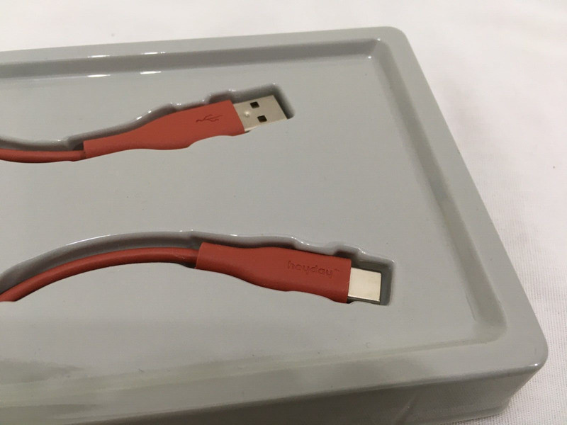 (1) NEW Heyday 4-ft Charging Cable - USB-C to USB - RED/ORANGE (ob) gallery