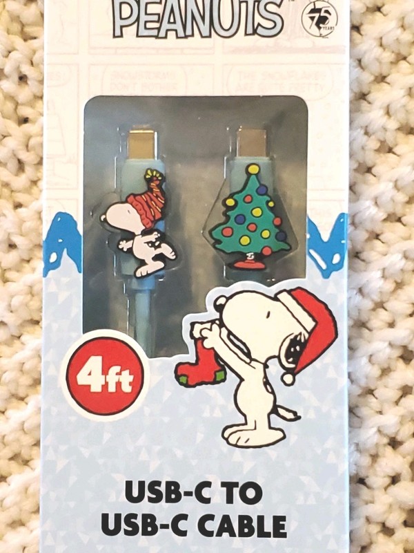 🎄 Peanuts USB-C Charging Cable – Snoopy Christmas Tree 4FT Data/Sync Cord