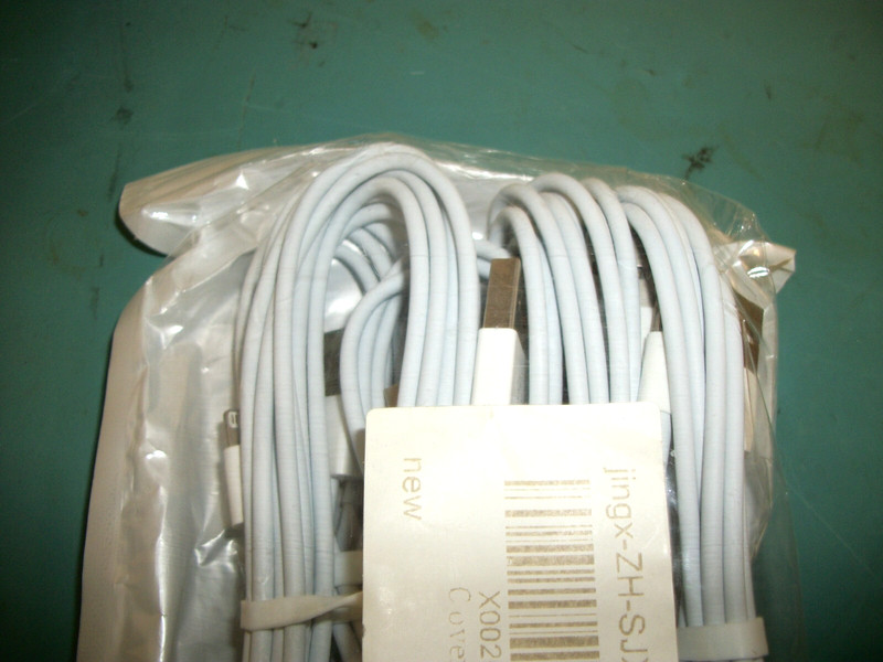 5-Pack JINGX-ZX-SJX-005-0527-04 CovertSafe-01 Iphone USB Cables White gallery