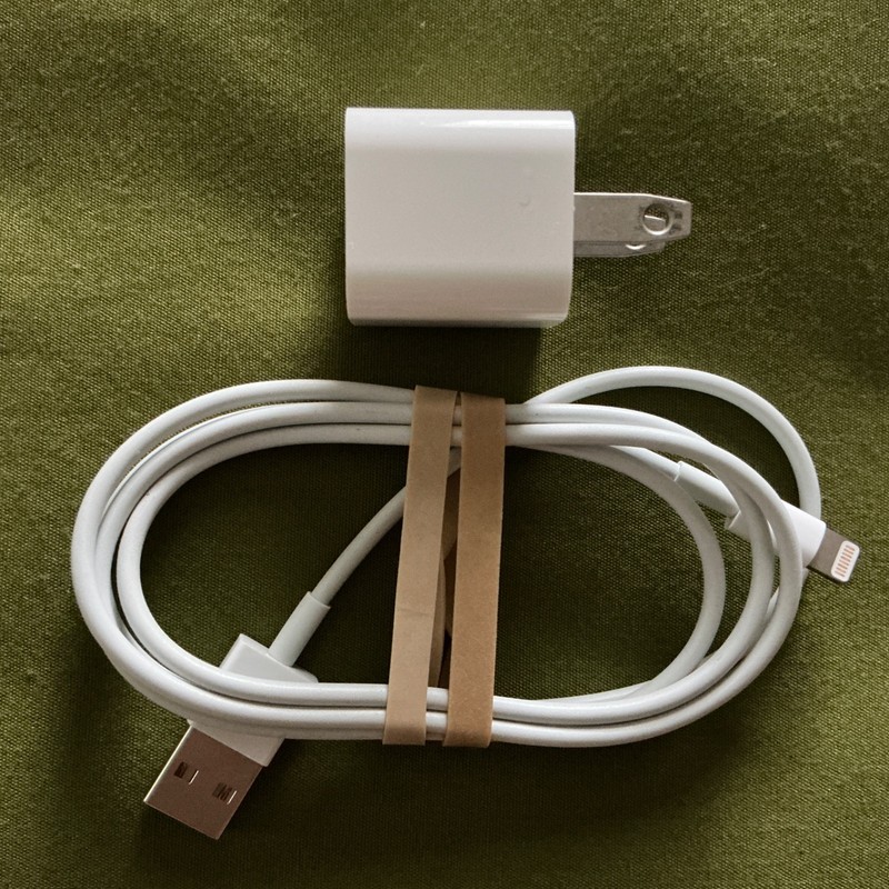 Apple Lightning to USB-A Cable + 5W Charger Bundle White EXC iPhone iPad OEM