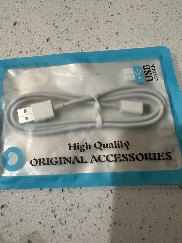 High Quality 3ft. (1m) USB C to USB Cable - White gallery