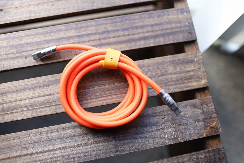 Cellphone Cord USB-C To USB-C. Golden Cordz. Orange. 2M. 6.5 Feet. Brand New.