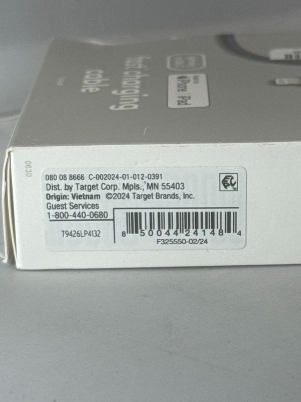 Heyday Fast Charging Cable USB-C -4ft. iPhone - iPad BLACK New in box gallery