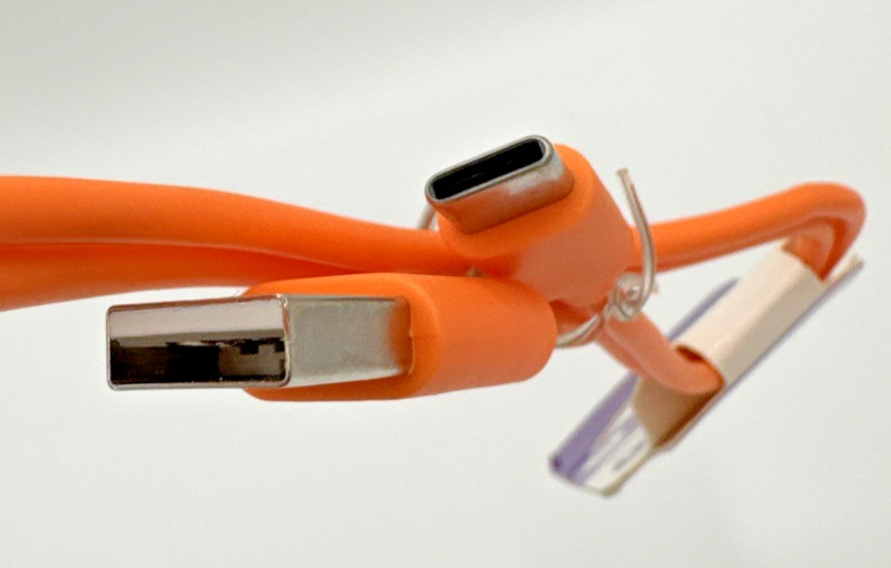 Set of 4-1-Orange, Yellow, Green, Blue USB Type C Charge and Sync Cords NWT New gallery