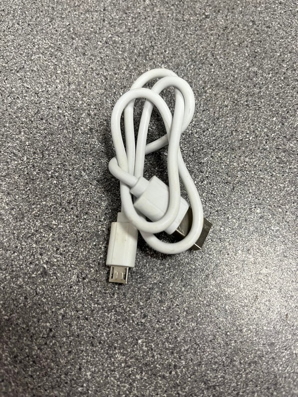 18in. White Micro-USB to USB cord