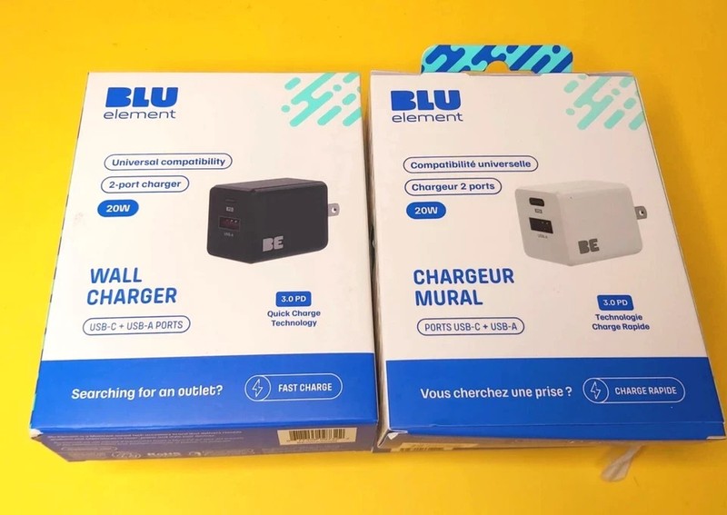 🔥STORE RETURNS🔥 LOT OF 4x WHITE & BLACK BLU ELEMENT WALL CHARGER USB-A USB-C gallery
