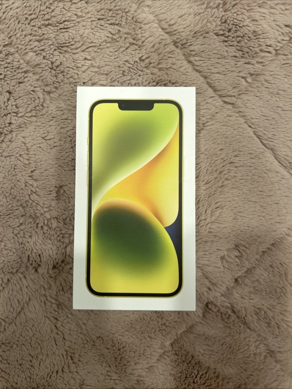 2 iPad Pro, IPad Se, IPhone SE & 14, Logitech Folio Touch For iPad Air Box Only gallery