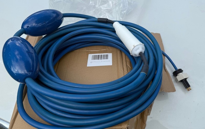 9995884-60Ft Blue Cable Includes 2 Big Floats, Only Compatible With: S100, Echo,