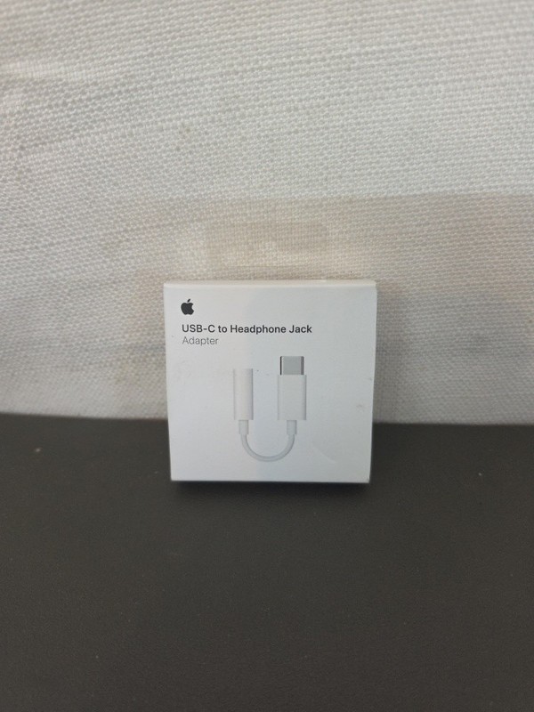 Genuine Apple USB-C to 3.5 mm Headphone Jack Adapter MU7E2AM/A A2049