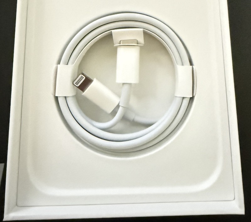 2 x Genuine APPLE Lightning USB-C Cable 3.3ft (1M) IPhone X 12 13 14 PRO MAX NEW