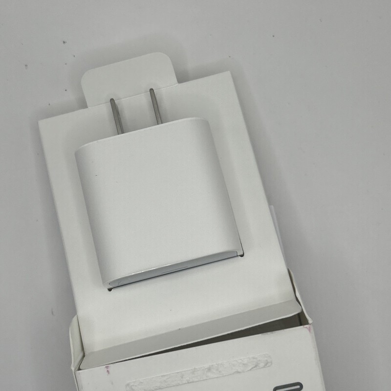 Apple USB-C 20W Power Adapter Fast Charger Wall Plug New Open Box gallery
