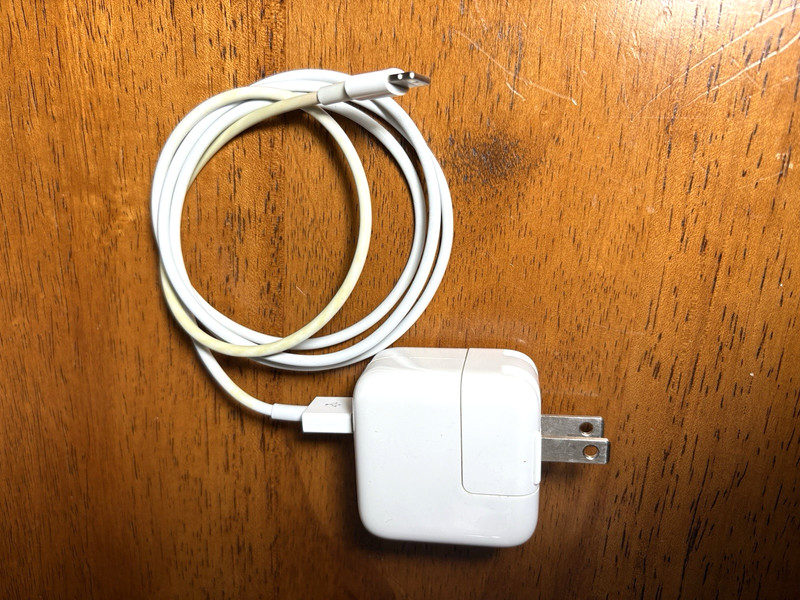 Apple iPad/iPhone 10W USB Cube & Cord Power Adapter 41” Long Model A1357