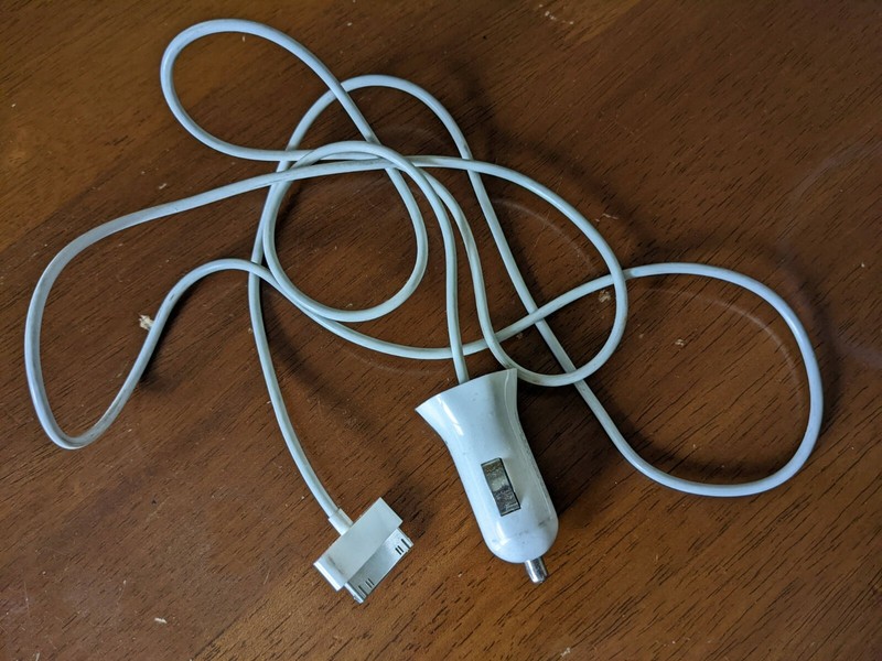 Puro MCHApple carica batteria auto iPhone 5V 1A cavo 140 cm bianco
