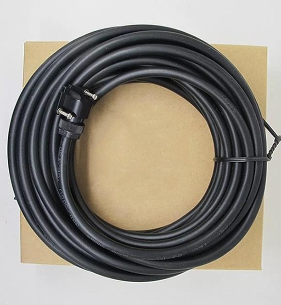 R88A-CRKA005CR Encoder cable 5M