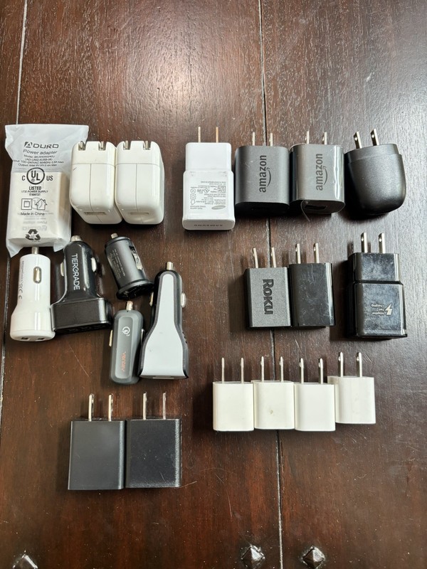 Lot of USB-A Chargers Mixed Brands Iphone Samsung Power Adapter Cube Block