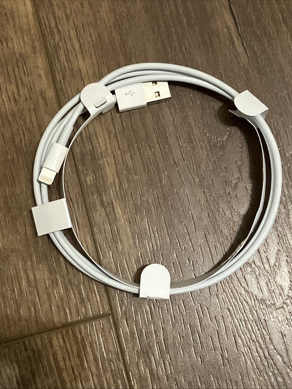 Apple USB-C to Lightning Cable
