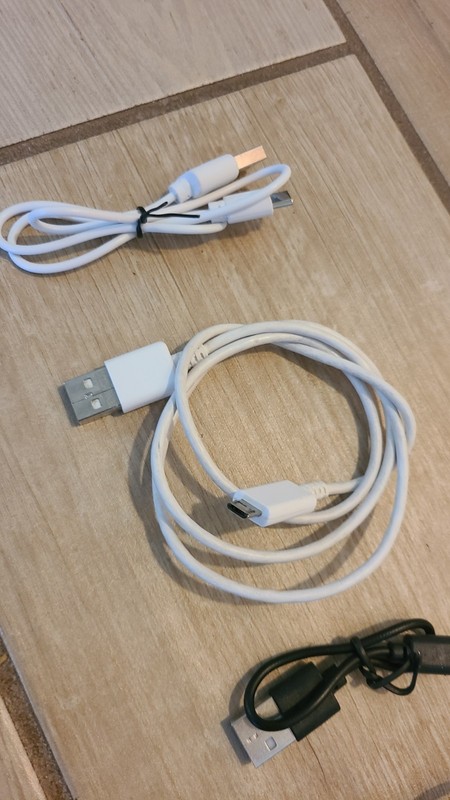 Lot of 6 Micro USB Charger Sync Cable Cell Phone Computer Tablet Black &White gallery