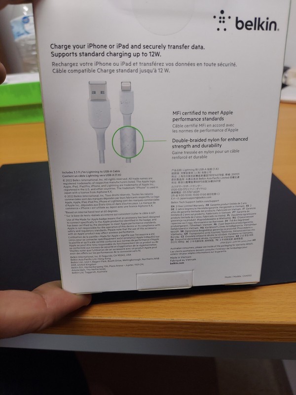 Belkin Boost Charge Durable Braided 3.3 Ft. 8 Pin Connector to USB A Cable White gallery