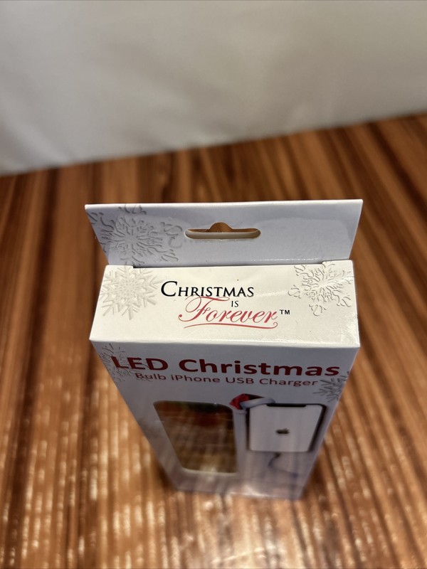LED Christmas Bulb iPhone USB Charger 46"L With 10 Multi-Color Light Bulbs NEW gallery