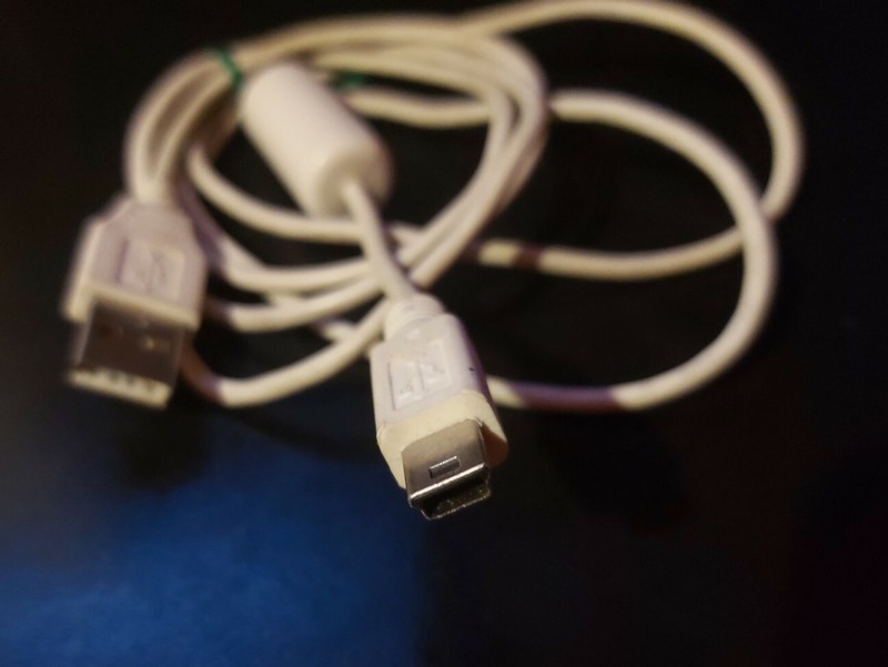 Mini USB USB Adapter Cable from PC for Android Phones, MP3 and Other Devices