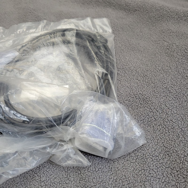 VGA DVI POWER ADAPTER Cables Circular Barrel DC Video Mixed 19PC Spares gallery