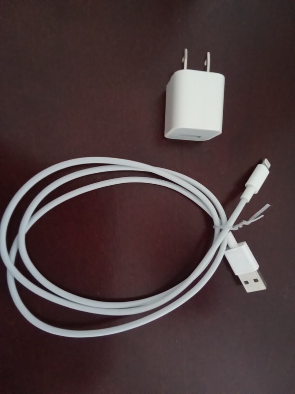 RoHS iPHONE, iPAD AND iPOD ADAPTER AND USB CORD gallery