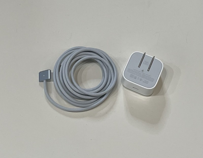 Apple 40W Dynamic Power Adapter with USB-C to MagSafe 3 Charging Cable Sky Blue