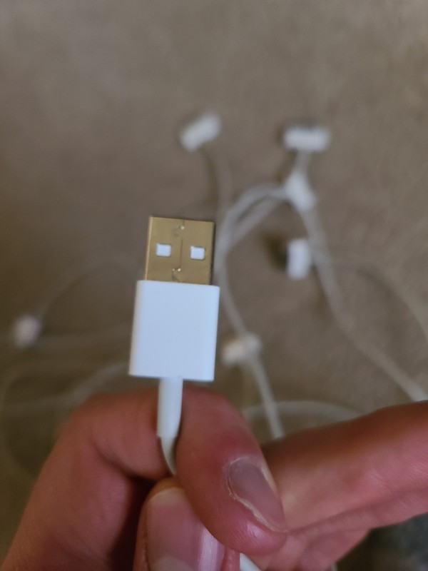 5 Original Apple USB Charger Data Sync Cable for iPhone 4/4S, 3S, iPod, iPad 2/3 gallery