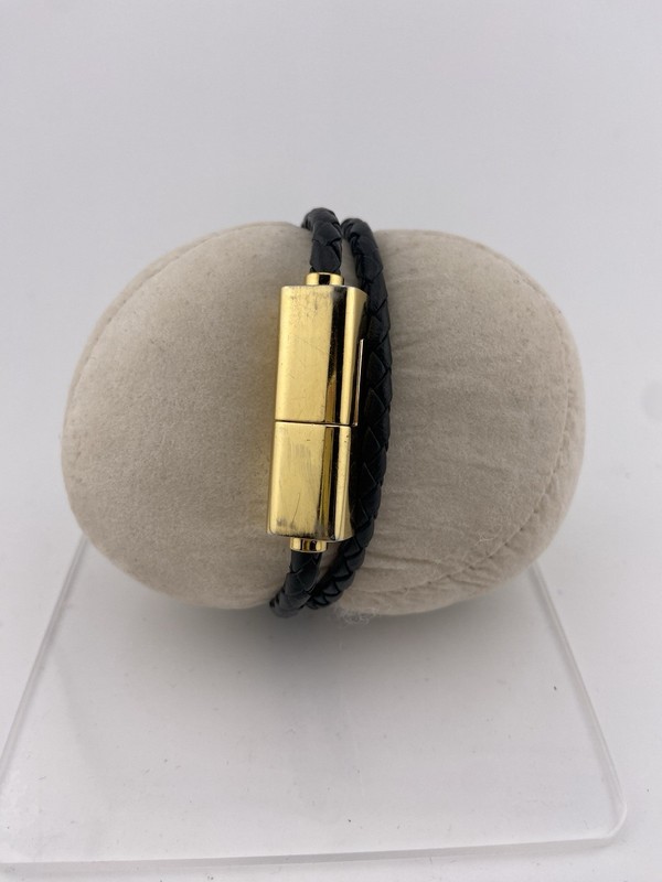 Charger / Data Cable Bracelet USB – Compatible With Apple Products 8 Pin Leather