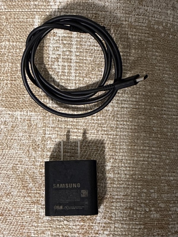 Samsung Super Fast Charging Adapter And Charging Cable
