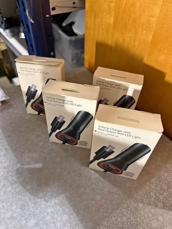 Lot of 13x Verizon Vehicle Charger with Dual Output Universal For Micro USB LED