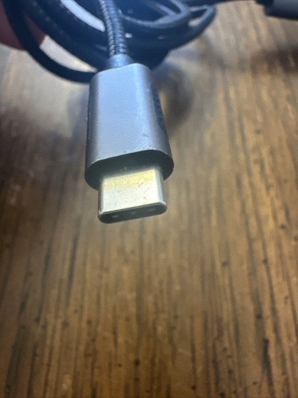 Uni USB C to HDMI Cable for Home Office 6ft (4K@60Hz), USB Type C to HDMI gallery