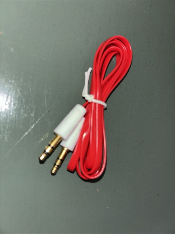 Wholesale price 16 Count Lot, 3.5mm Aux-in Cable for Car Stereo, 3 feet long.