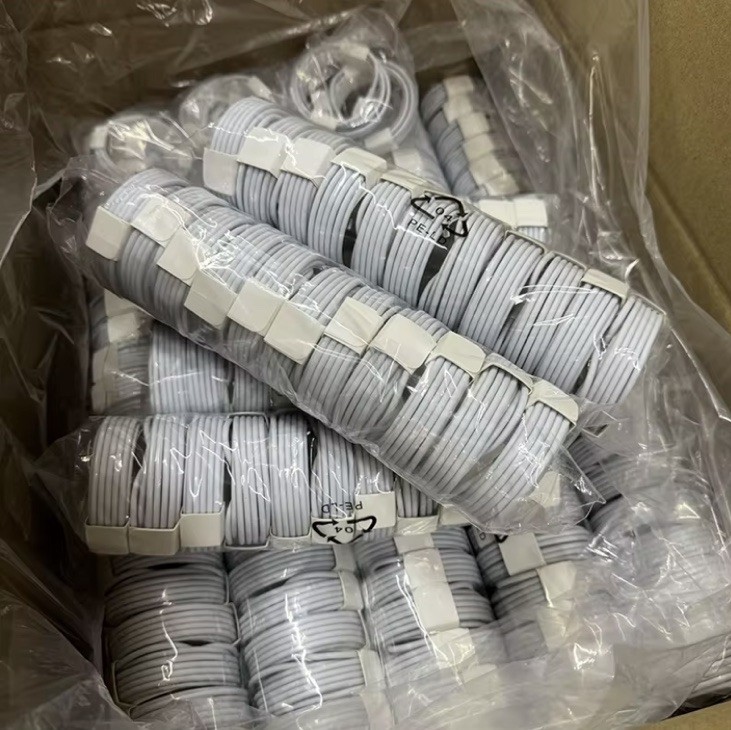 White USB-A to USB-C 1m Charging/Data Cable Flexible USB 3.1 Universal