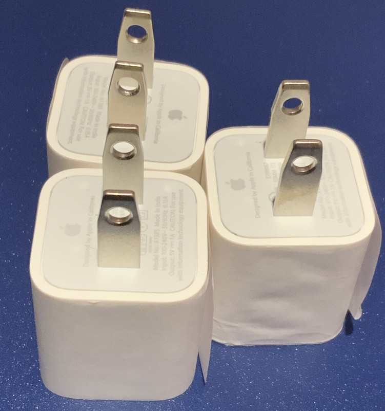 🏯 Apple 5W USB Power Adapter Wall Charger X Apple/ Samsung‼️Lot Of 3🆕As Shown gallery
