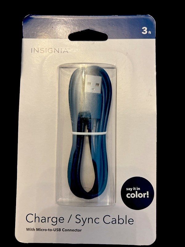 INSIGNIA 3ft Micro to USB Charge/Sync Cable-Turquoise (Lot of 3)