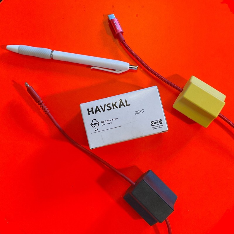 IKEA HAVSKAL HAVSKÅL Box of 2 ANCHOR WEIGHTS for usb cables Black/yellow NEW NIB