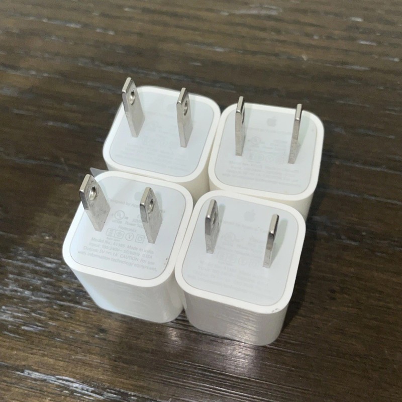 4 Genuine OEM Apple A1385 5W USB Travel Power Adapter Cube Charger iPhone iPad